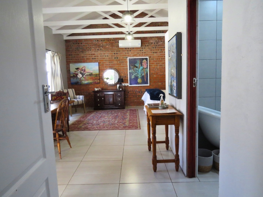 5 Bedroom Property for Sale in Dan Pienaar Free State